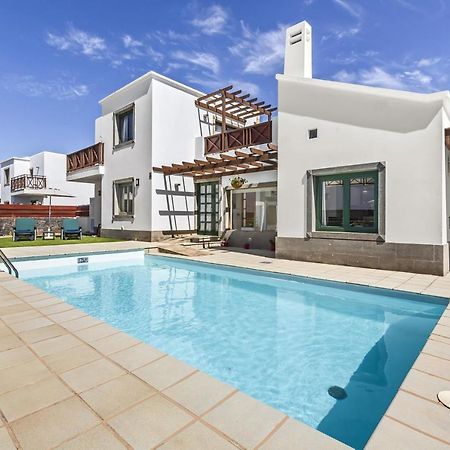 Siesta Suites Lanzarote Yaiza  Exterior photo